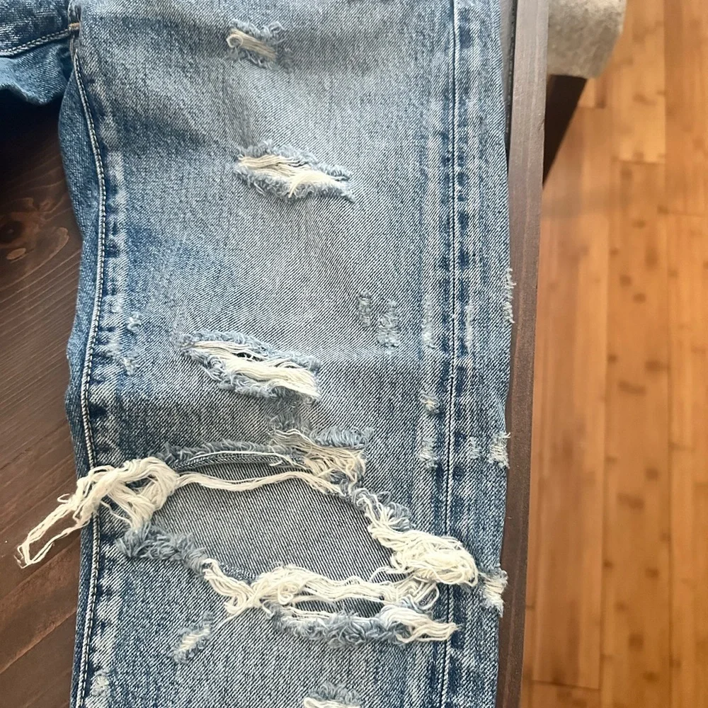 Moussy Light Blue Distressed Denim - Picture 5 of 7